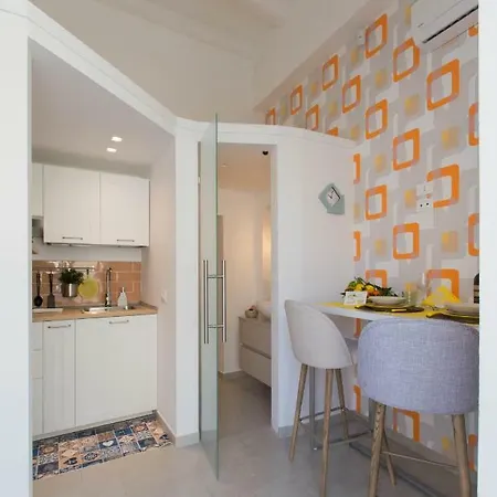 Little House * 锡拉库扎