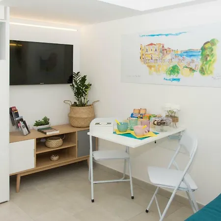 度假居 Little House